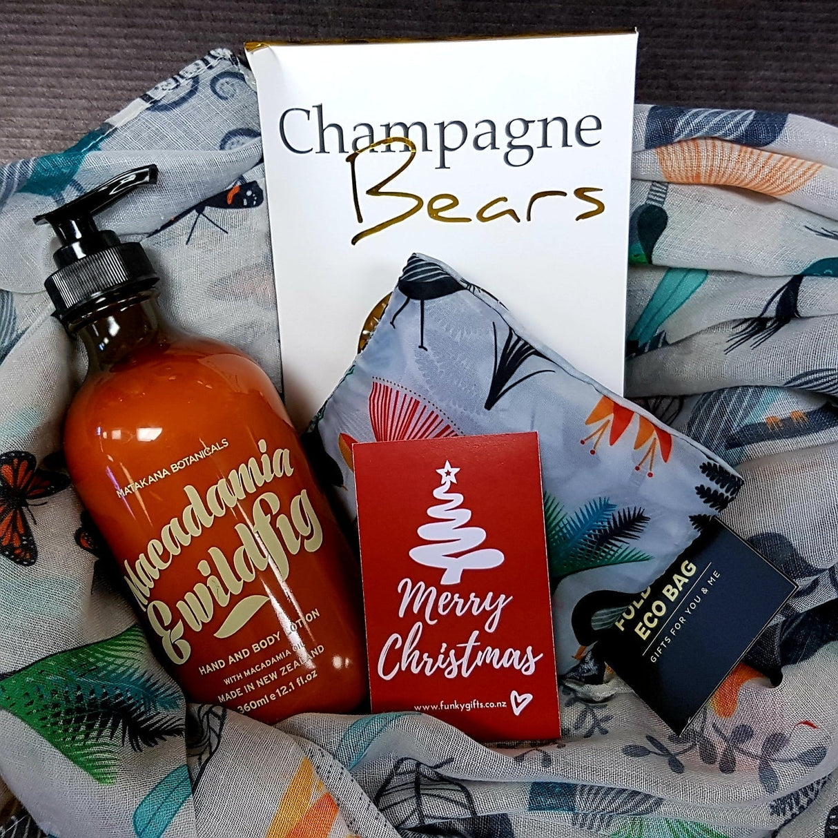 NZ Native Merry Christmas Gift Pack - Funky Gifts NZ
