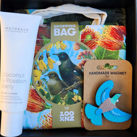 Tui-rrific Gift Box - Funky Gifts NZ
