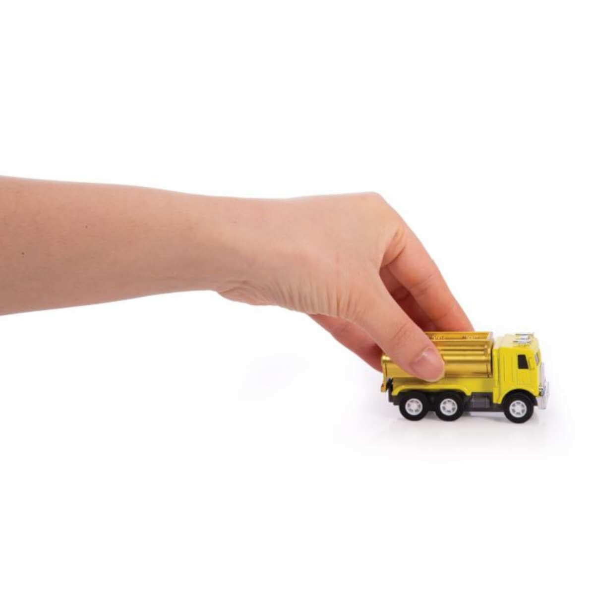 Diecst Metal Pull-back Truck in Container - Funky Gifts NZ
