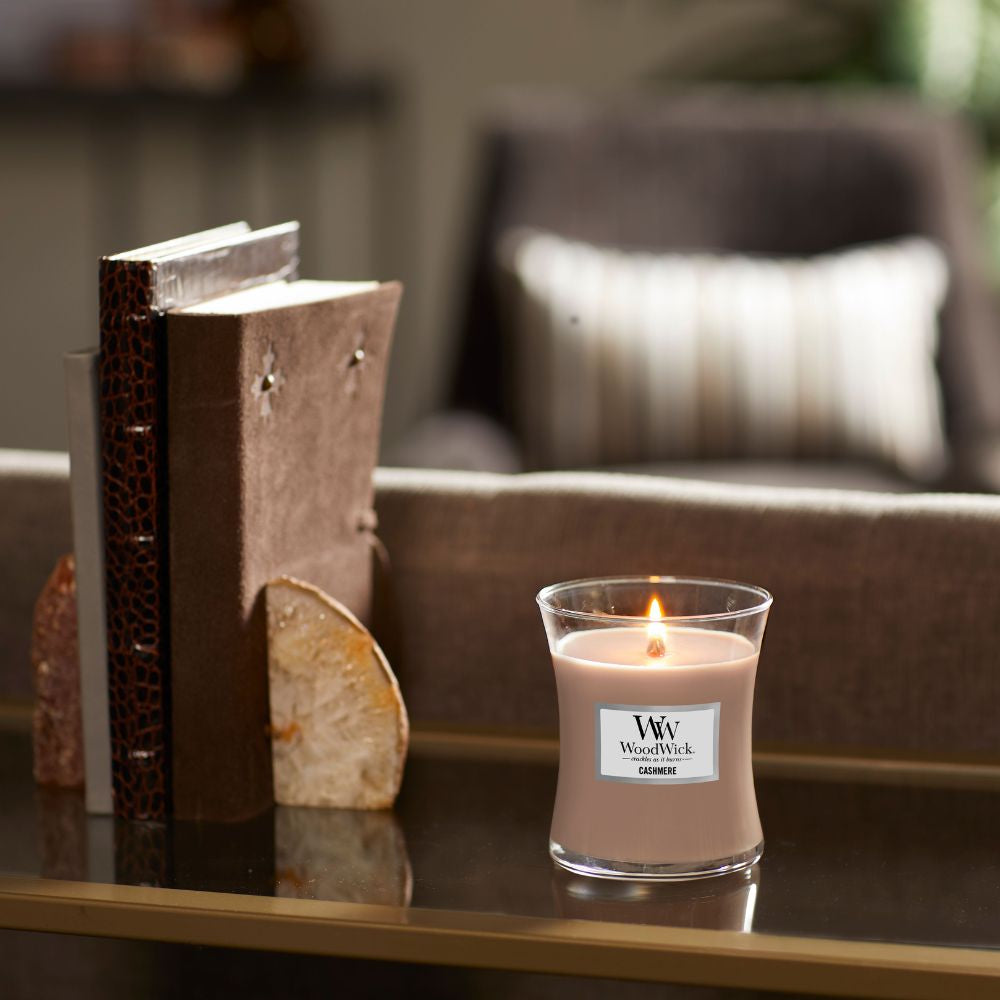 Medium WoodWick Scented Soy Candle - Cashmere - Funky Gifts NZ