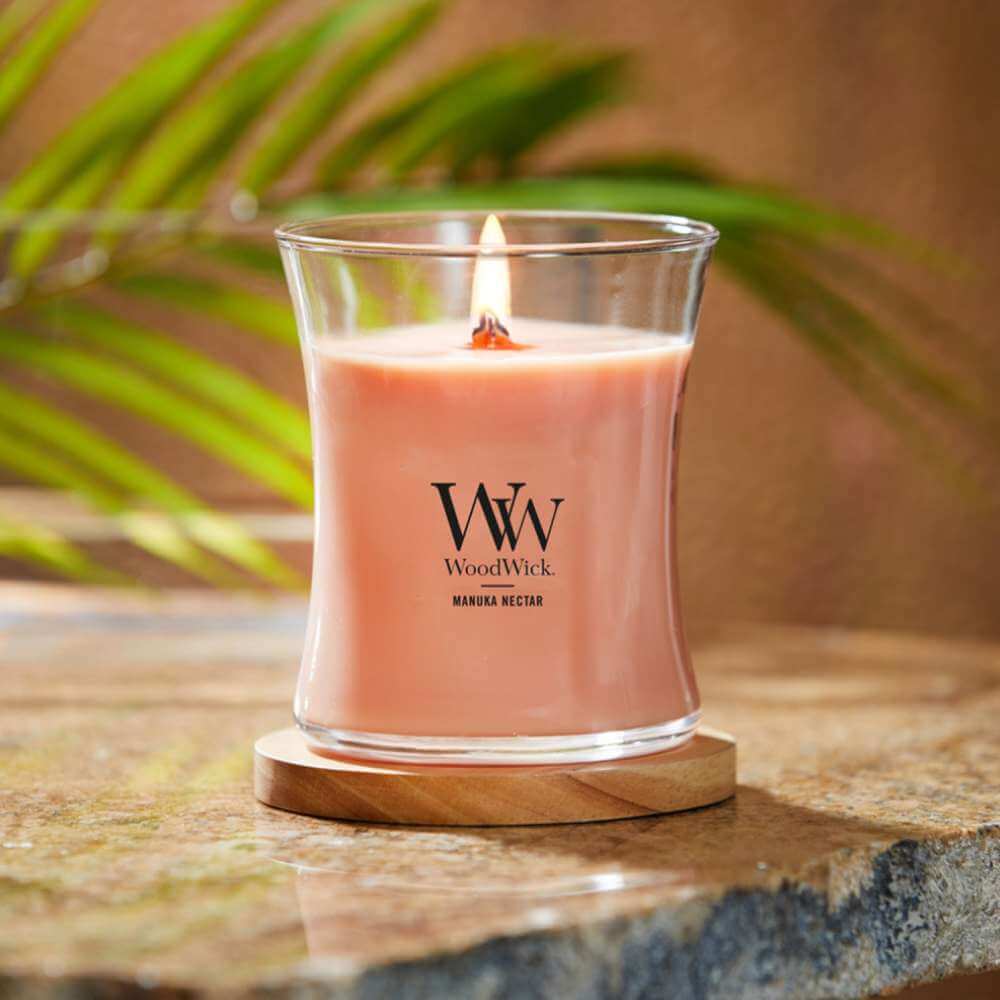 Medium WoodWick Scented Soy Candle - Manuka Nectar - Funky Gifts NZ