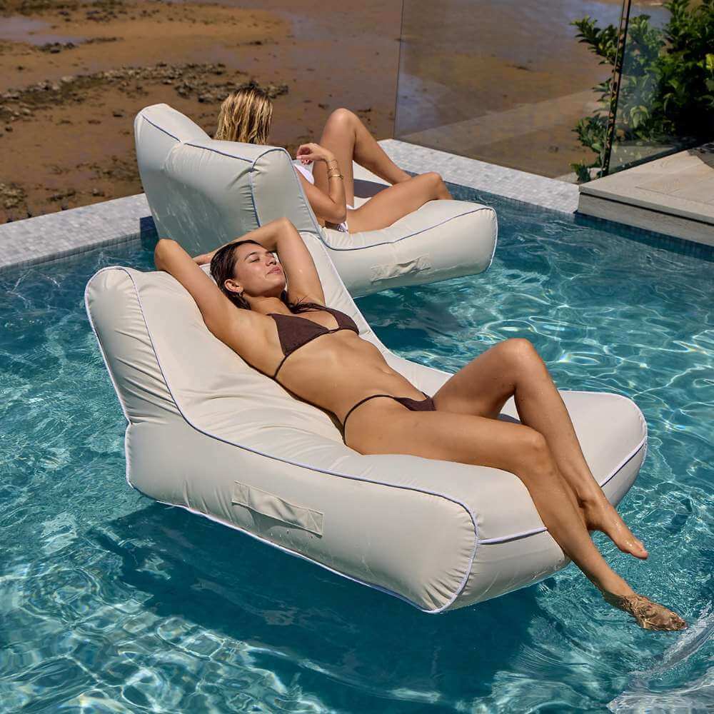 SunnyLife Luxe Floating Chair Casa Cream - Funky Gifts NZ