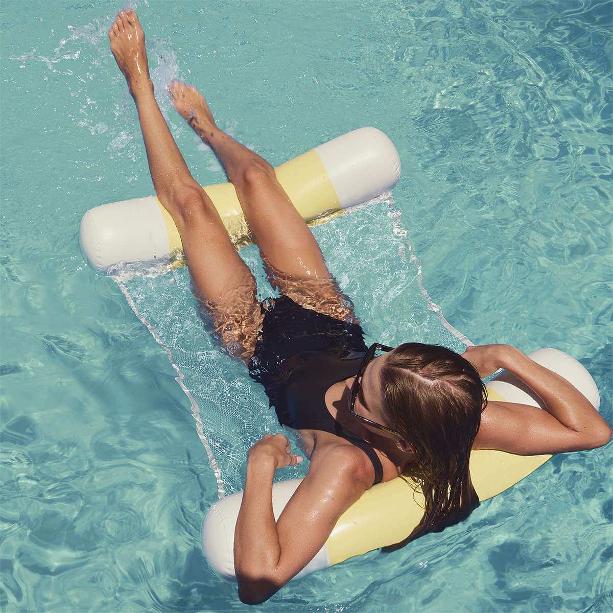 SunnyLife___Floating_Hammock_La_Mer_Limon__1_.jpg