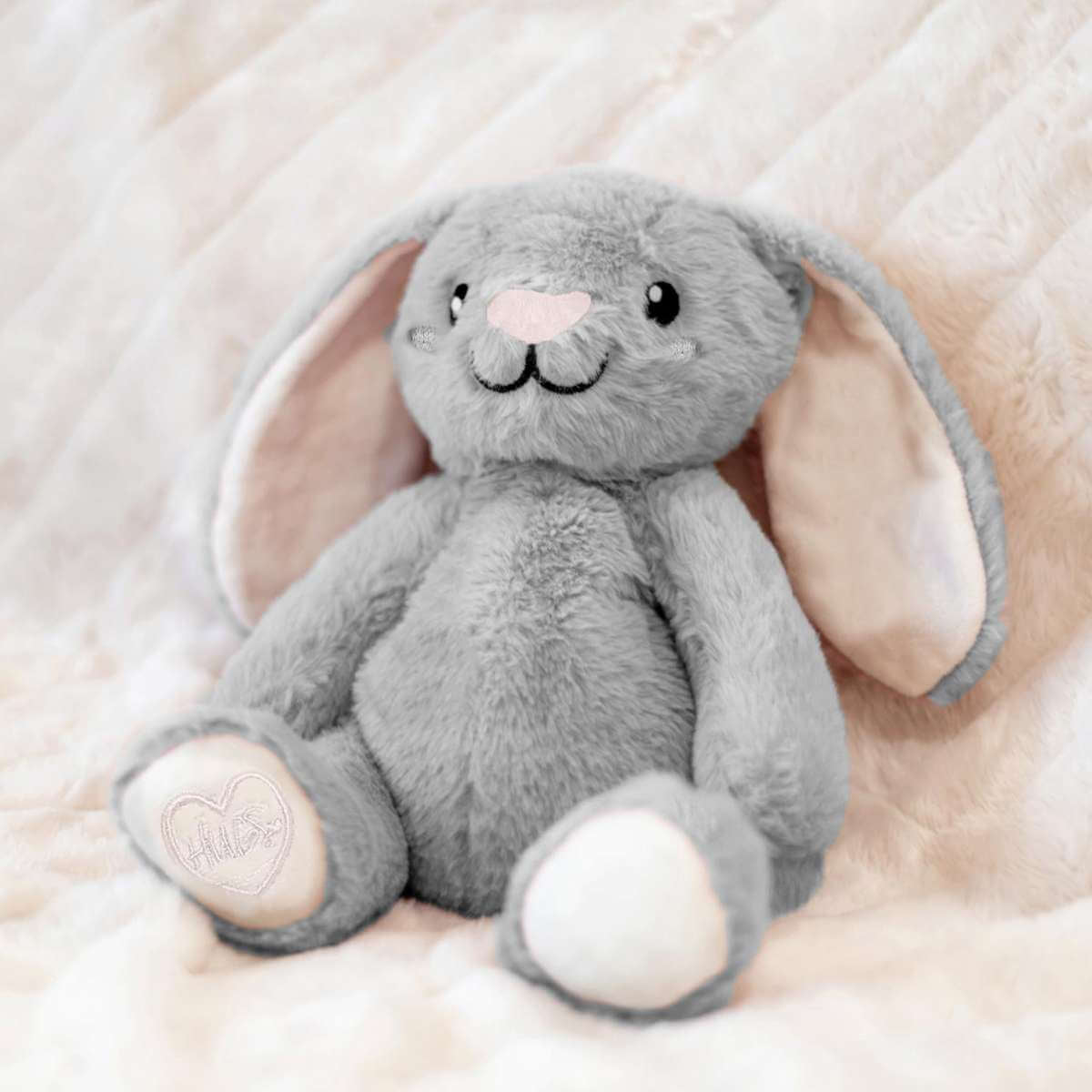 Toasty_Hugs_Bailey_Bunny.jpg