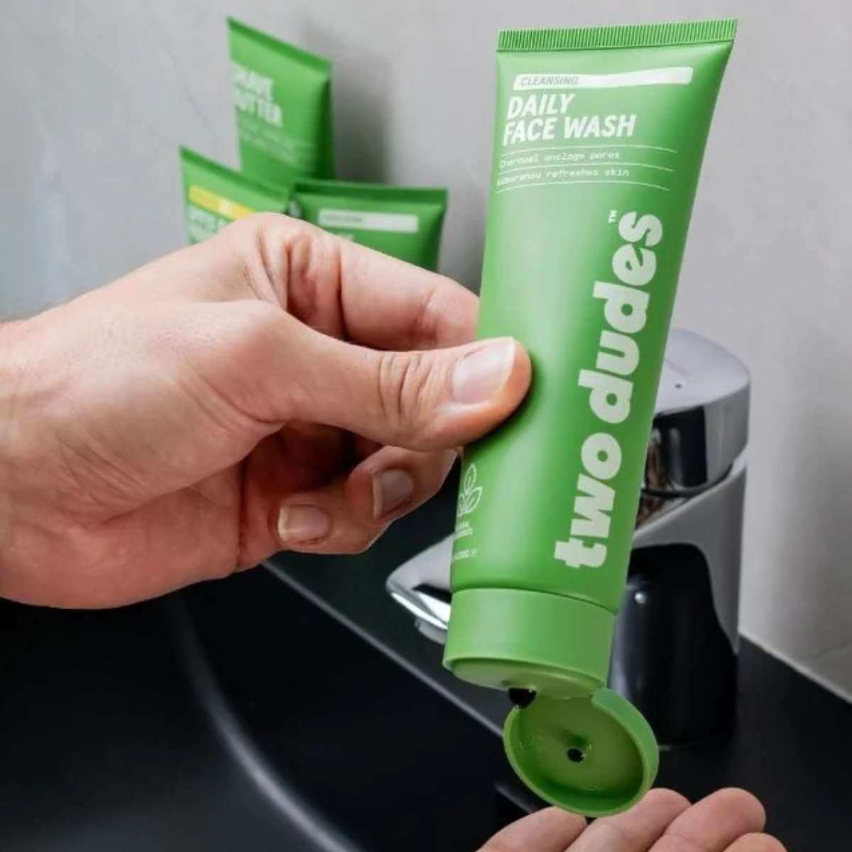 Two Dudes Daily Face Wash - Funky Gifts NZ