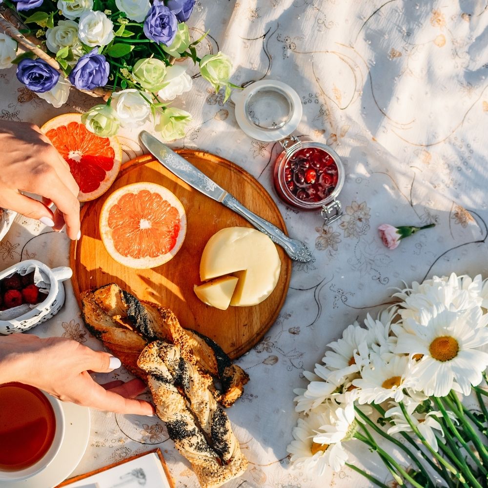 SOME OF THE BEST MOTHER'S DAY GIFTS ARE FREE OR INEXPENSIVE - ESPECIALLY THE ONES THIS MOTHER WANTS!