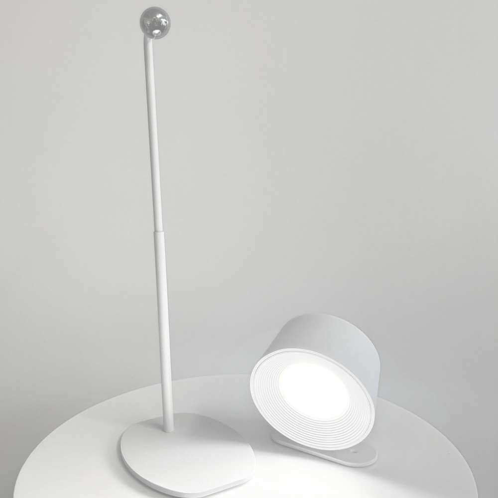 360° USB Table Lamp White - Funky Gifts NZ