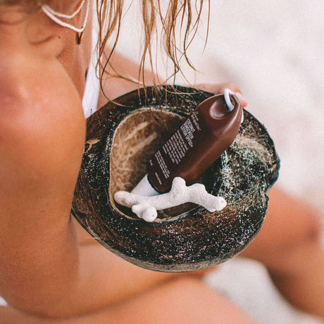75_Coconut_Sunscreen_Lotion_SPF50__Travel.jpg