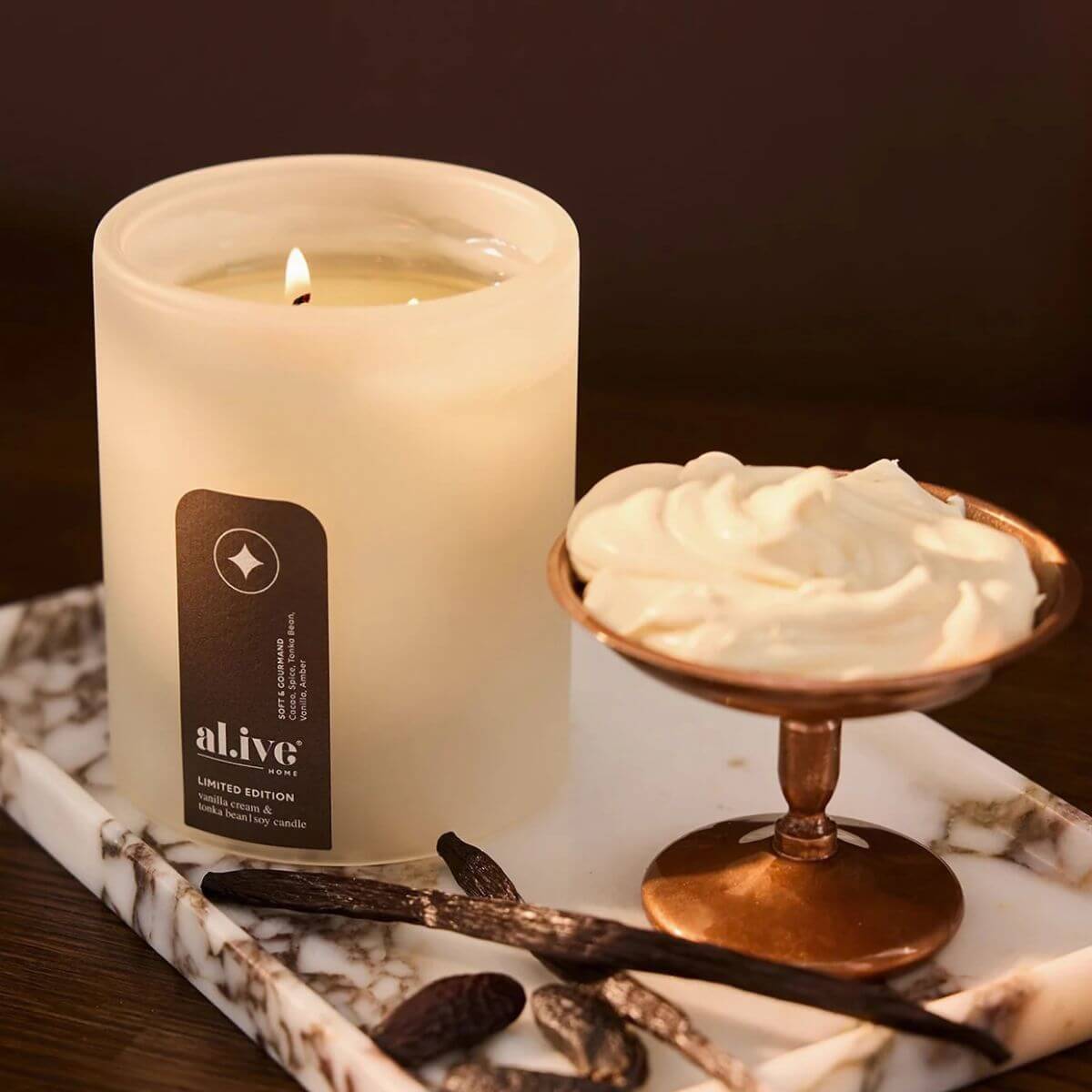 Al.ive Body Soy Candle - Vanilla Cream & Tonka - Funky Gifts NZ