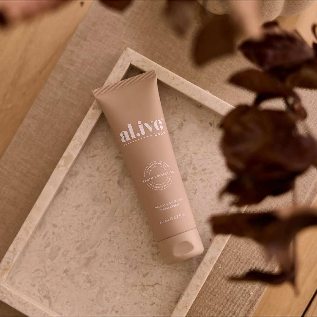 Alive_body_hand_cream___apricot___sweet_fig__1_.jpg