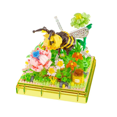 Koco Bricks - Bloom Boutique - Insect & Plant - Honey Bee - Funky Gifts NZ
