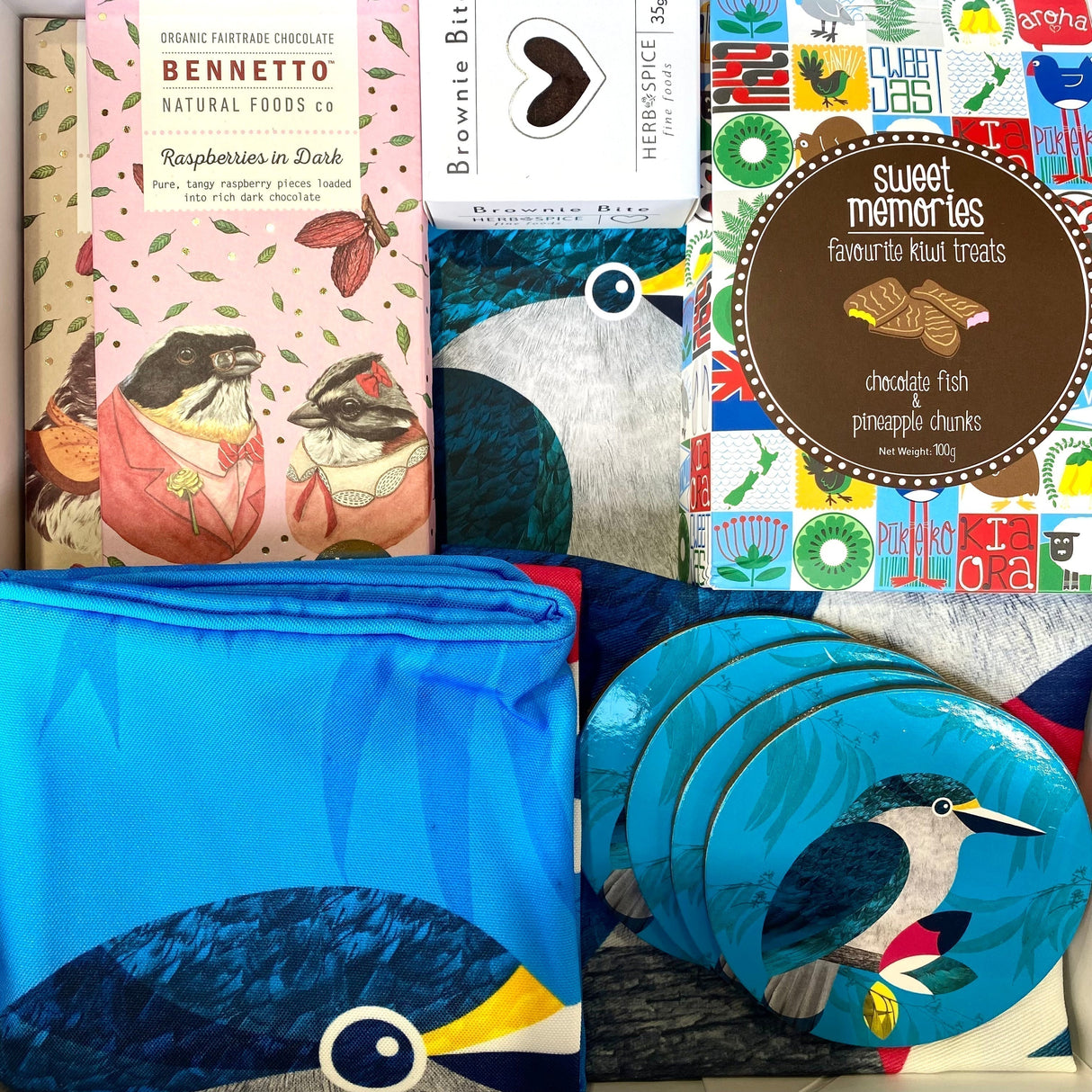 Deluxe Kotare (Kingfisher) Kiwiana Gift Pack - Funky Gifts NZ