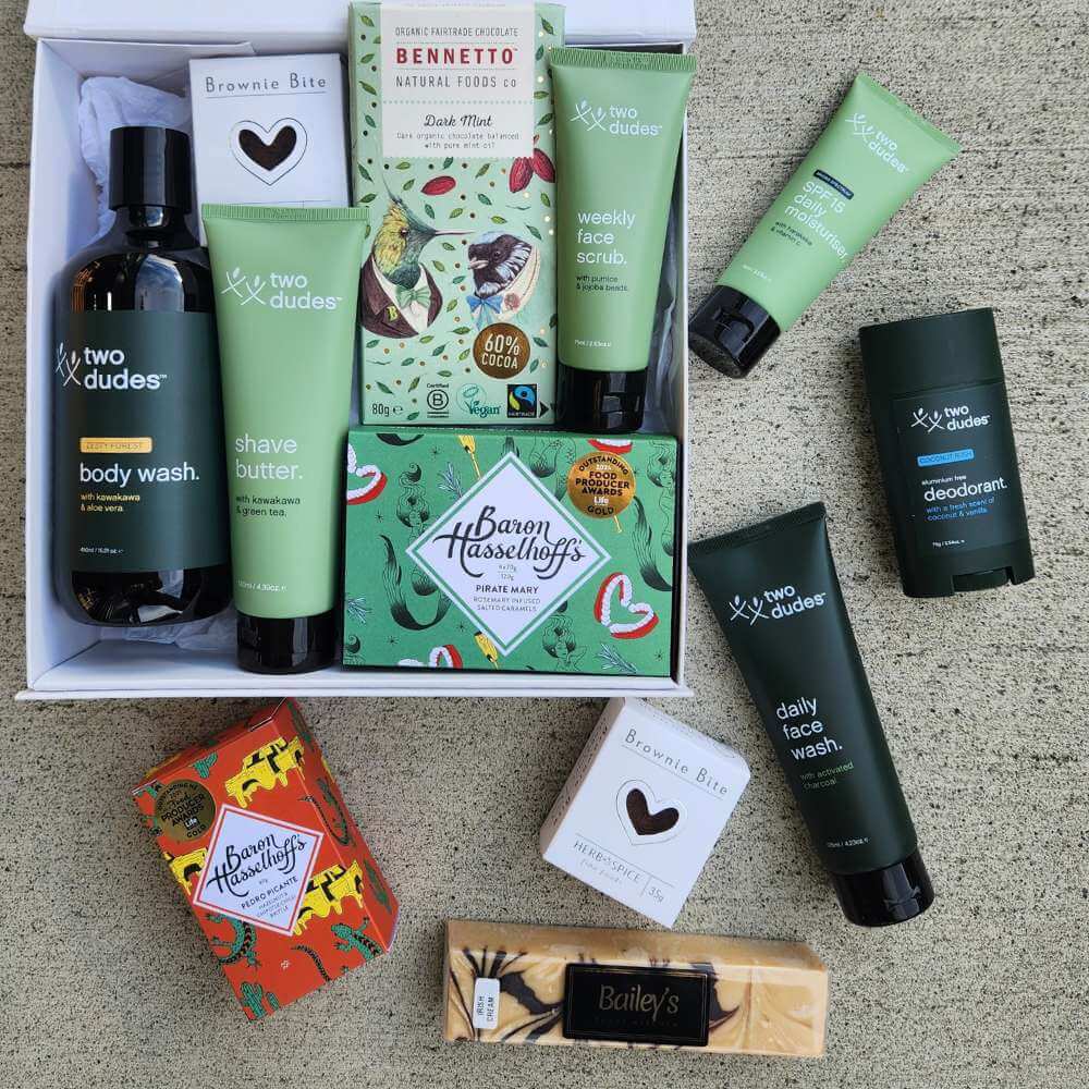 Deluxe Two Dudes  Pamper Gift Box - Funky Gifts NZ