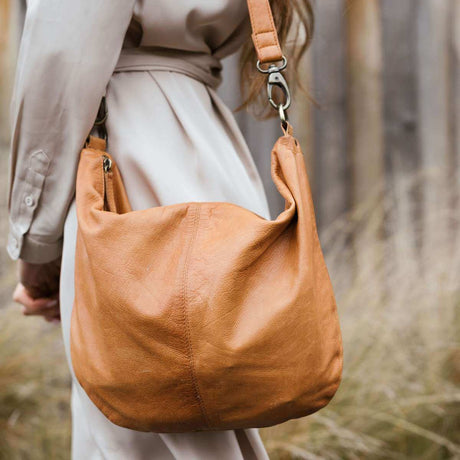 Dusky Robin Adele Bag Tan - Funky Gifts NZ