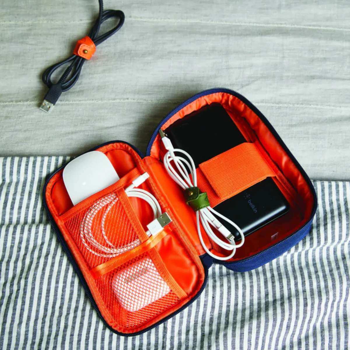 Gentlemen's Hardware - Gadget Tidy Case - Funky Gifts NZ
