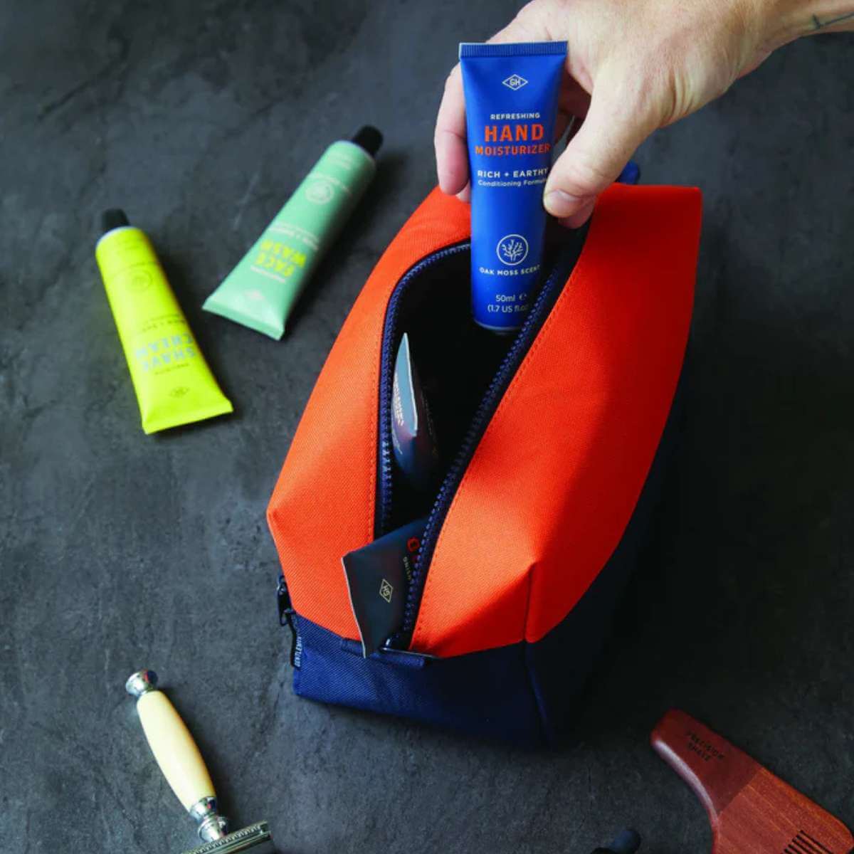 Gentlemen's Hardware - Dopp Bag - Funky Gifts NZ