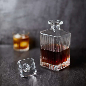 Gentlemen's Hardware - Whisky Decanter - Funky Gifts NZ