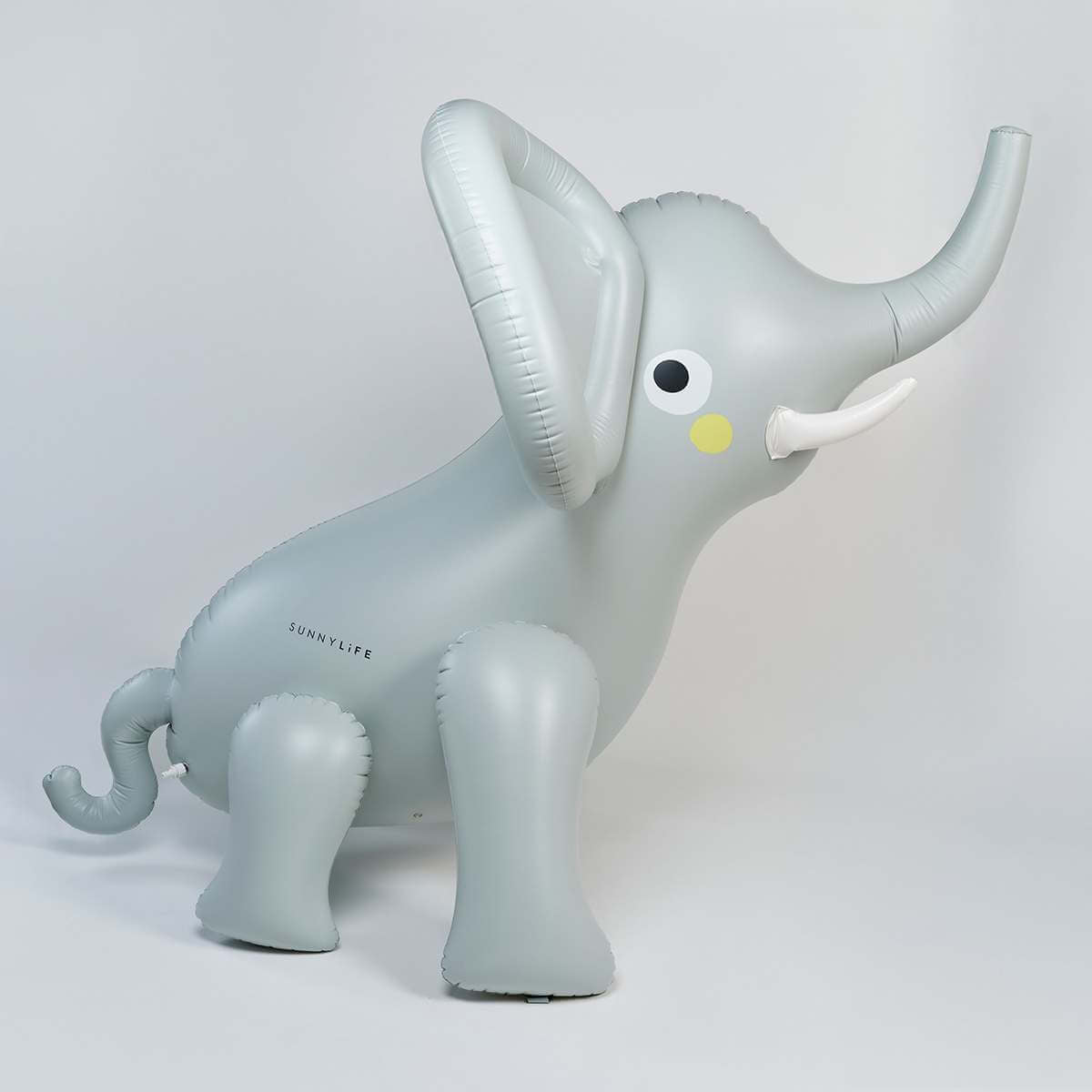 Giant_Sprinkler_Eli_The_Elephant_Grey__1_.jpg