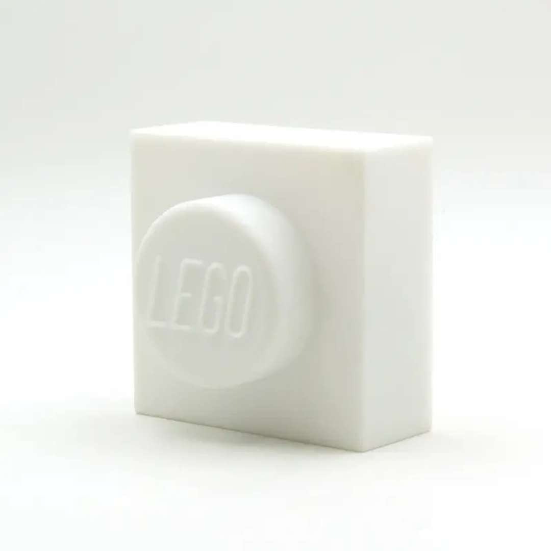 LEGO_Iconic_Plate_Night_Light___White__1_.jpg