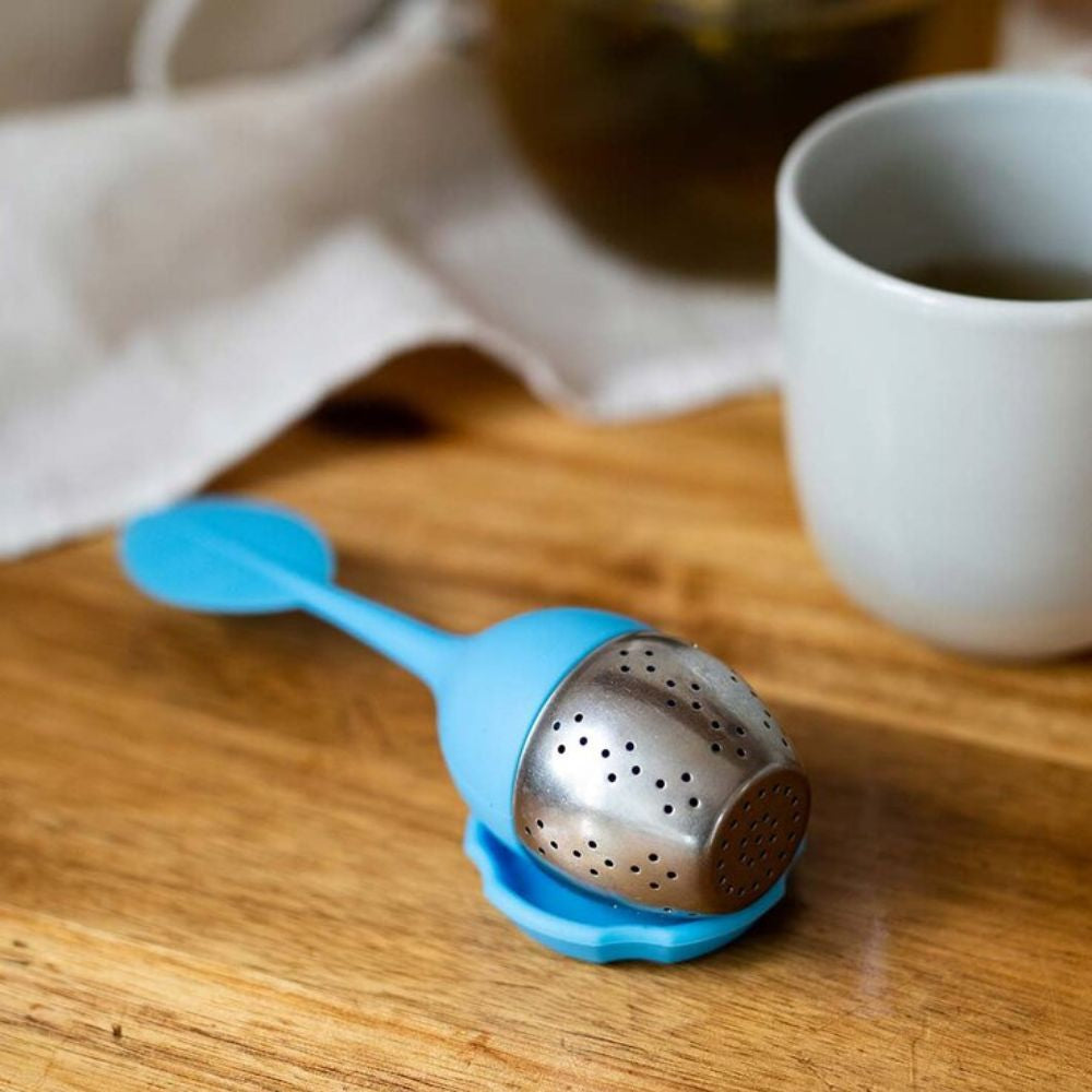 Leaf Tea Infuser Blue - Funky Gifts NZ