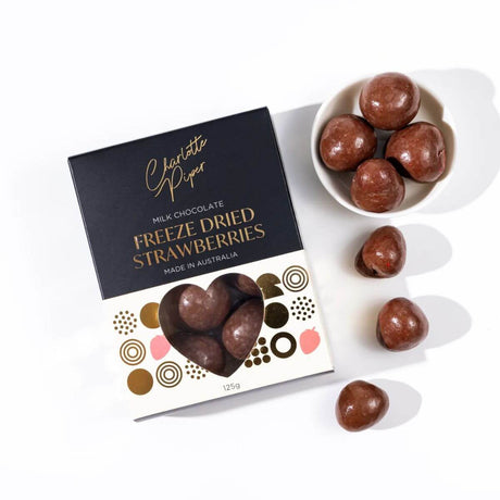 Milk Chocolate Freeze Dried Strawberries 125g - Funky Gifts NZ