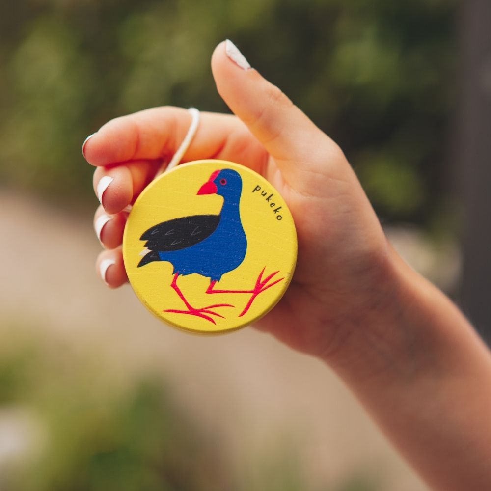 Moana Road Native Bird Wooden Yoyo - Pūkeko - Funky Gifts NZ