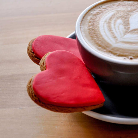 Gingerbread Red Heart Twin Pack Cookies Grab'N'Go 2x27g - Funky Gifts NZ