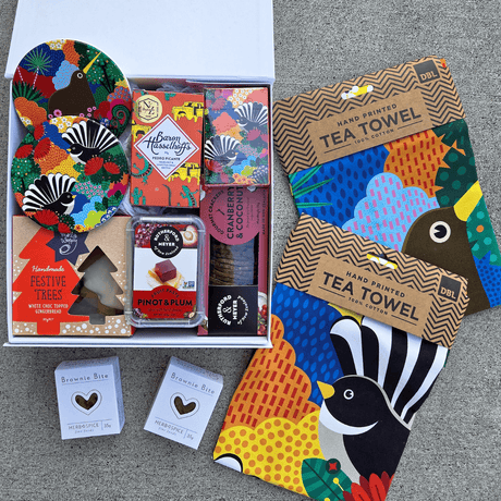 Treasures of Aotearoa Gift Box - Funky Gifts NZ