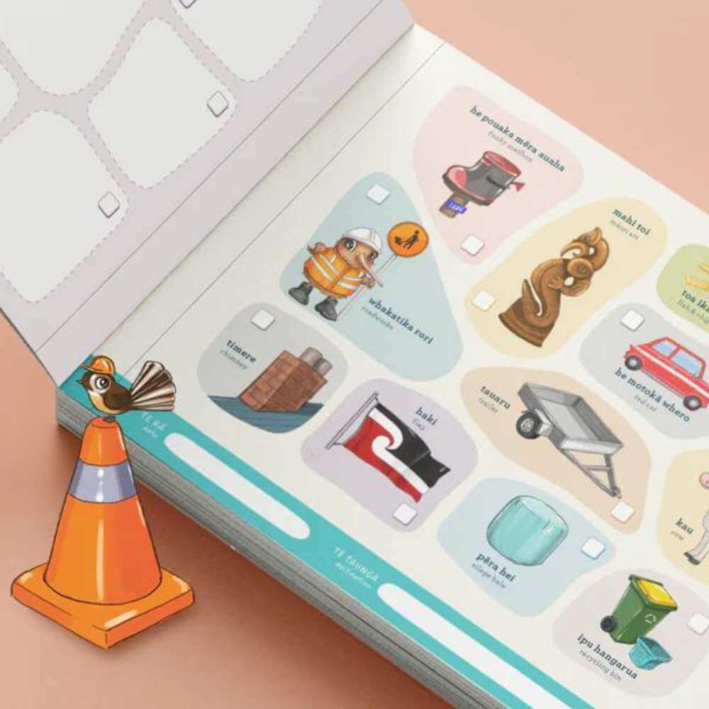 Rapua! I Spy - Kiwi Road Trip Games - Funky Gifts NZ