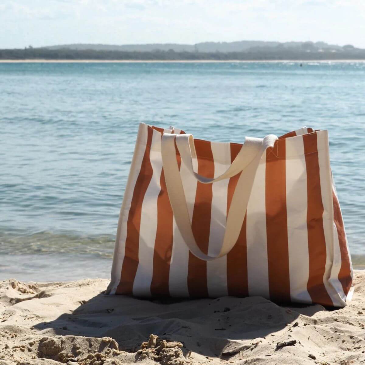 SunnyLife_Carryall_Beach_Bag_Tierra_Clay_Bold_Stripe__2___1_.jpg