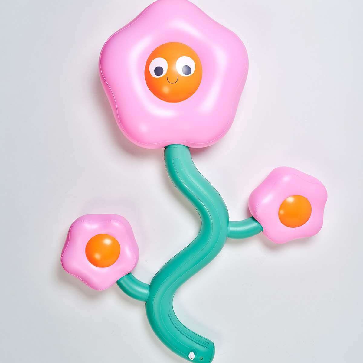 SunnyLife_Inflatable_Sprinkler_Poppy_The_Peach_Multi__1_.jpg