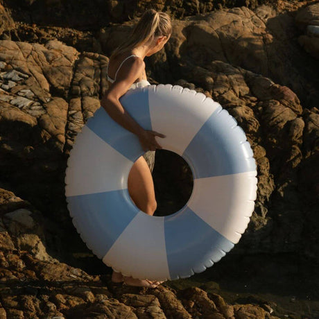 SunnyLife_Tube_Pool_Ring_La_Mer_Med_Blue__2___1_.jpg