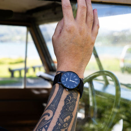 Te Reo Watch Black - Funky Gifts NZ