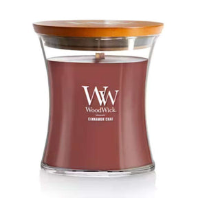 Medium WoodWick Scented Soy Candle - Cinnamon & Chai - Funky Gifts NZ