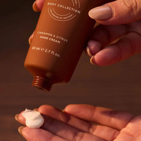 Al.ive Body Hand Cream Cracker - Cinnamon & Citrus - Funky Gifts NZ
