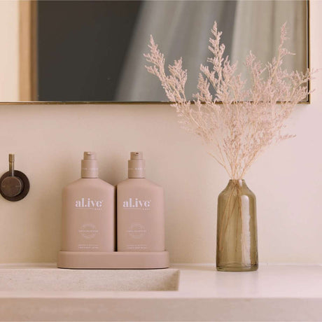 alive_body___wash___lotion_duo___apricot___sweet_fig__1_.jpg