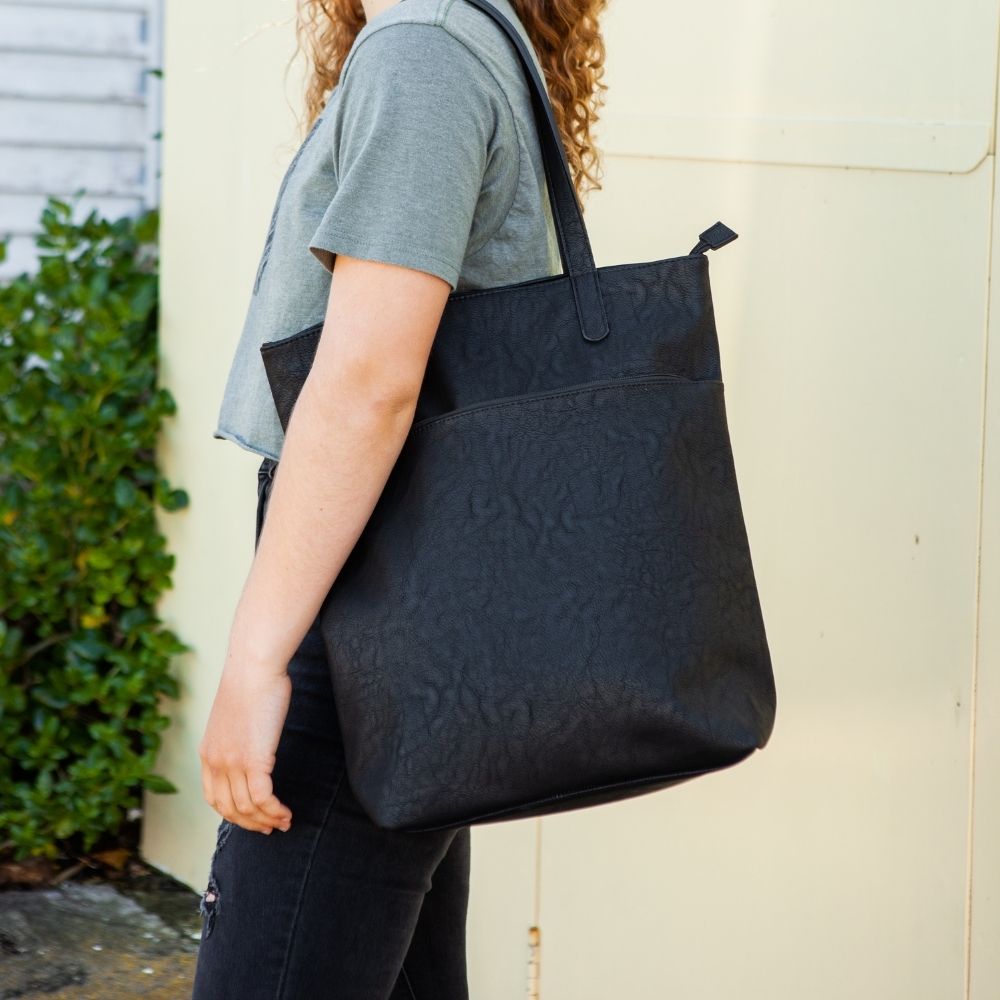 Fendalton Tote Bag - Black - Funky Gifts NZ