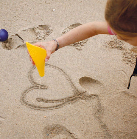 Quut Cuppi Shovel - Funky Gifts NZ