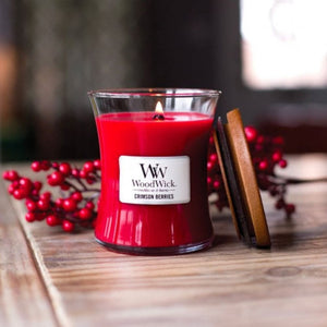 Medium WoodWick Scented Soy Candle - Crimson Berries - Funky Gifts NZ